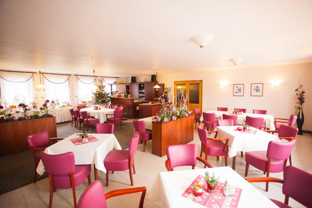 Gasthof An Der Soring Hotel Hagenow ภายนอก รูปภาพ