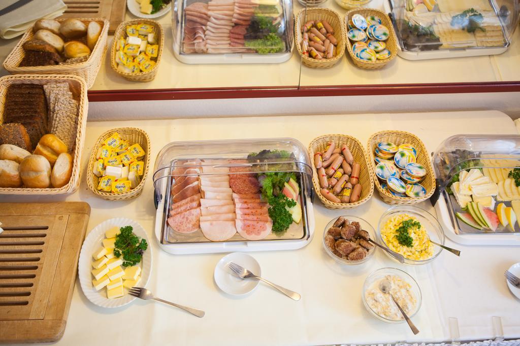 Gasthof An Der Soring Hotel Hagenow ภายนอก รูปภาพ